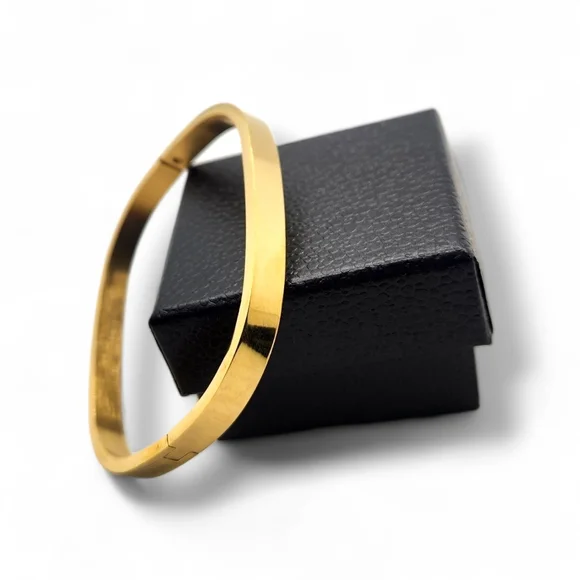 Elegant Gold Bangle Bracelet - Picture 2 of 6